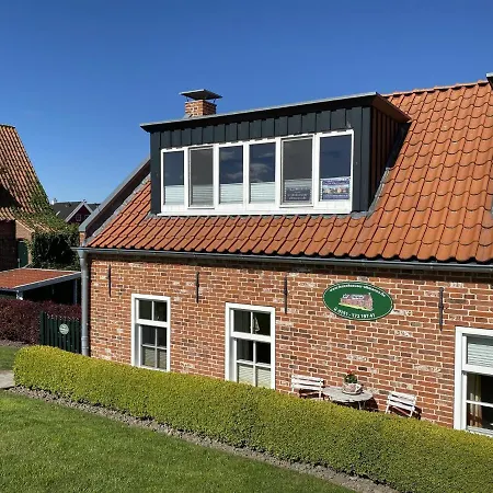 Oltmanns Bummert Am Hafen Greetsiel